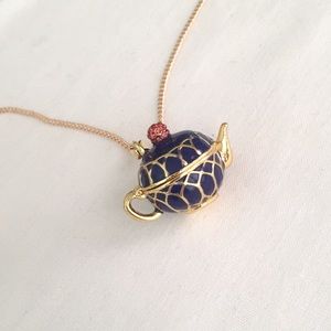 🌟HP🌟 🍑2/$40 - Teapot Necklace
